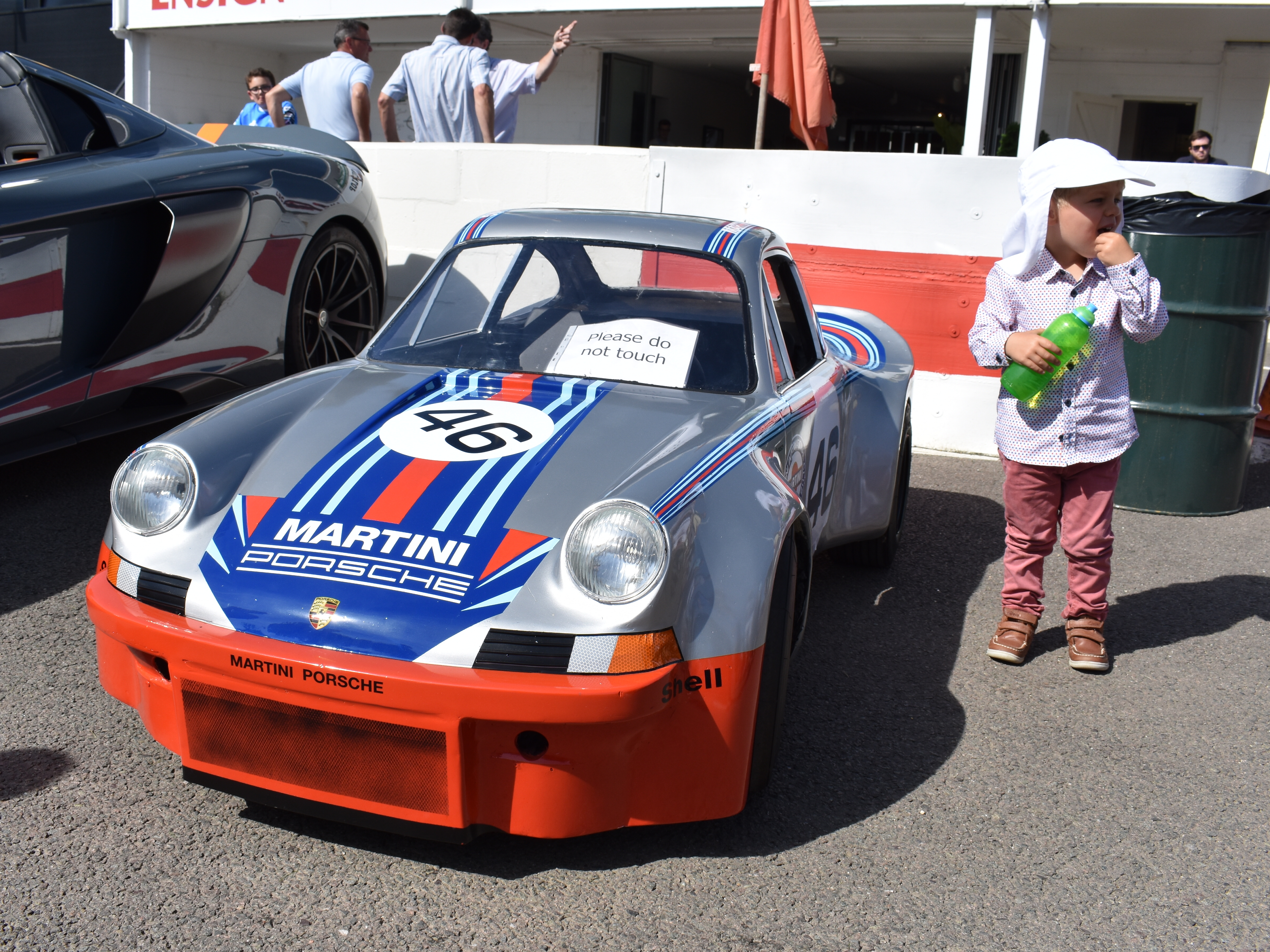 Kids-go-kart-Porsche.JPG#asset:3049